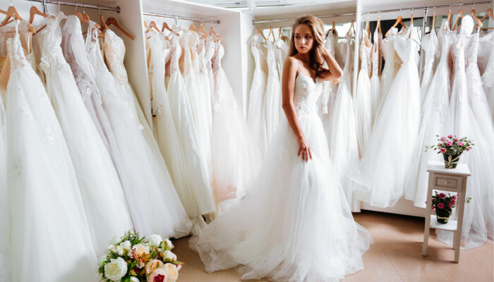 9 Helpful Tips to Choose the Right Wedding Dress