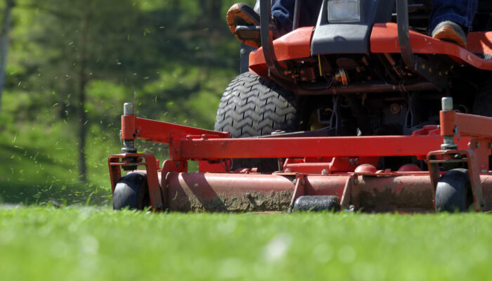 4 Best Places To Purchase Riding Lawn Mowers