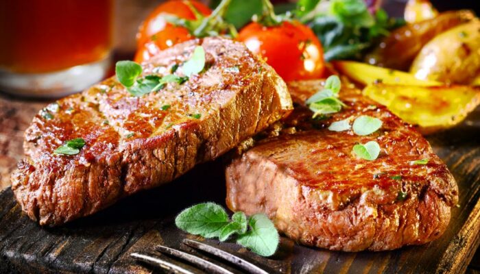 4 Nutritional Benefits Associated With Delicious Meat Meals