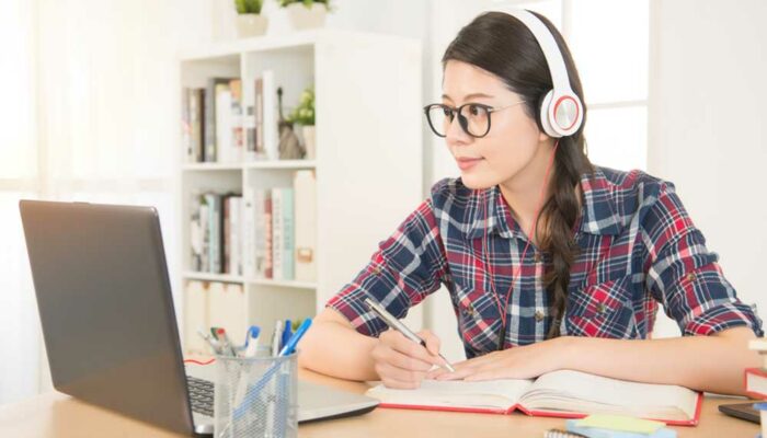 4 Popular Streams for Online Degree Programs