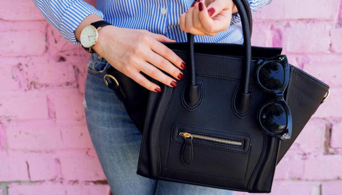 4 great reasons to get a Coach swagger handbag