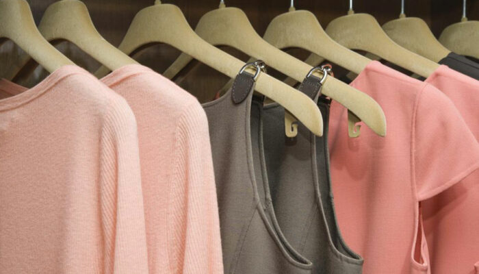 4 easy hacks to keep your clothing racks uncluttered