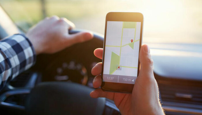 4 popular apps for tracking interstate traffic conditions