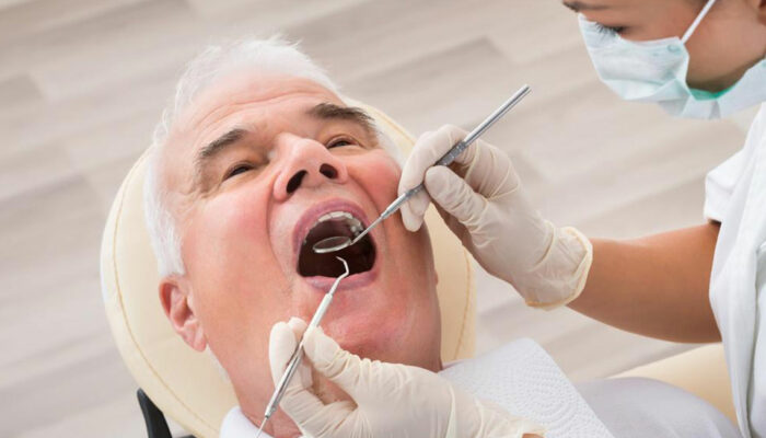 4 reasons why you should go to dental clinics