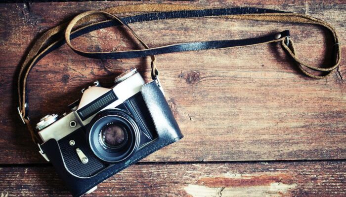 5 Popular Free And Paid Stock Photo Websites