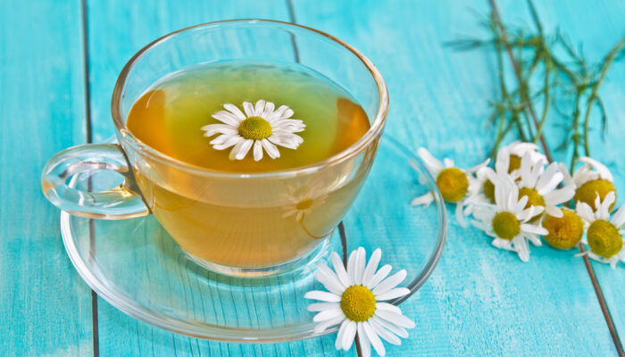 5 Remarkable Benefits Of Chamomile Tea For Skin And Hair