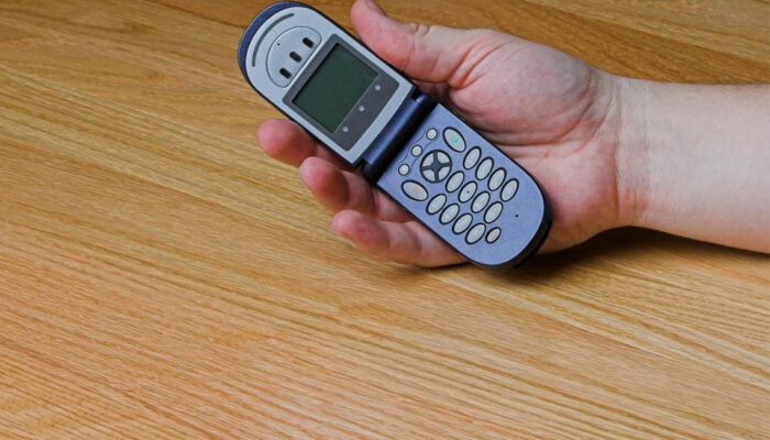 5 best flip phones