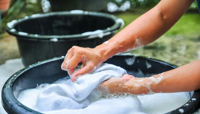 5 essential facts about high-efficiency detergents