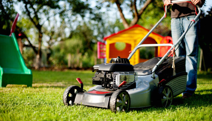 5 factors to consider when buying a lawn mower