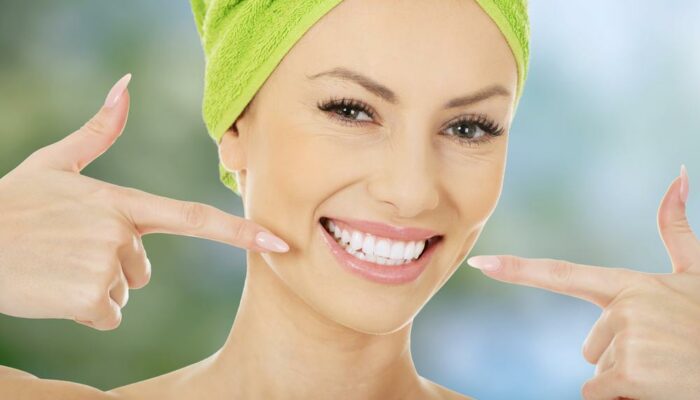 7 Teeth Whitening Toothpaste For A Radiant Smile