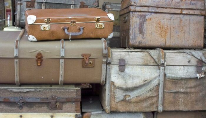 10 amazing facts about luggage