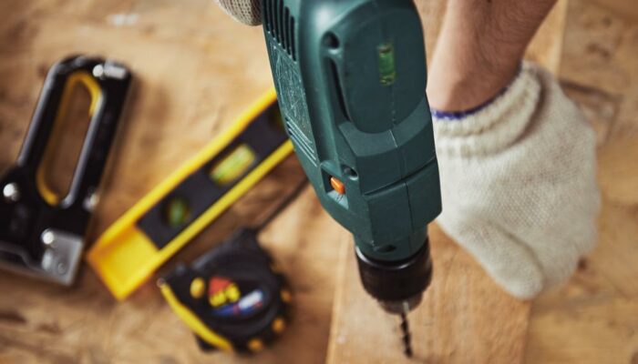 3 Types of Power and Hand Tools You Must Use