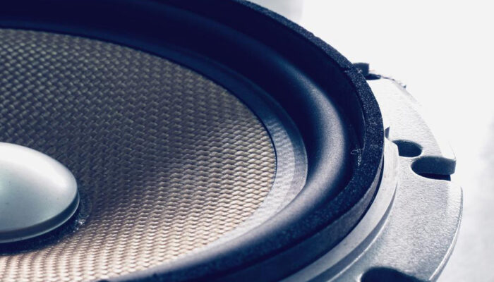 3 things to consider before buying speakers