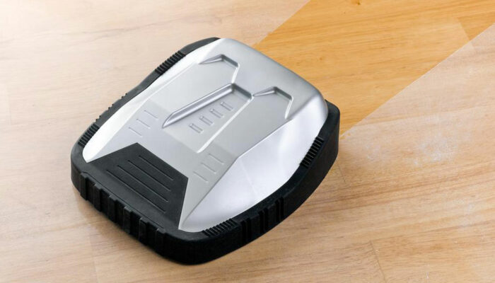 Advantages and warnings of robot vacuum cleaners such as Roomba