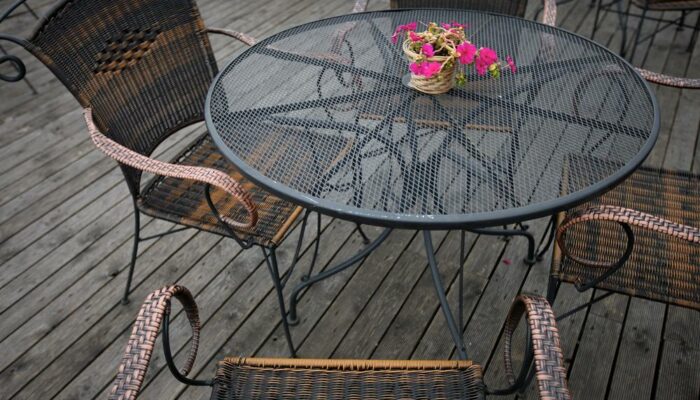 Advantages of picking patio furniture for sale