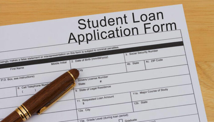 A must-read before applying for a parent student loan