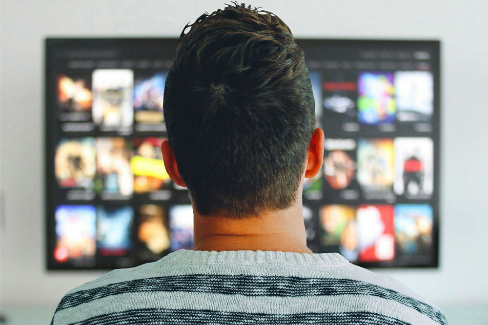 An easy guide to watching online videos on TV