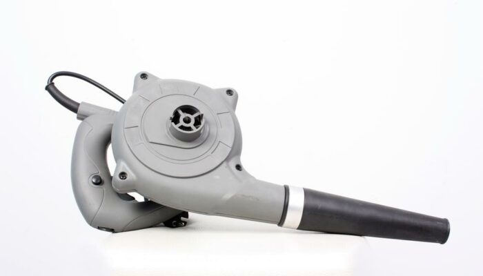 An introduction to gas leaf blowers