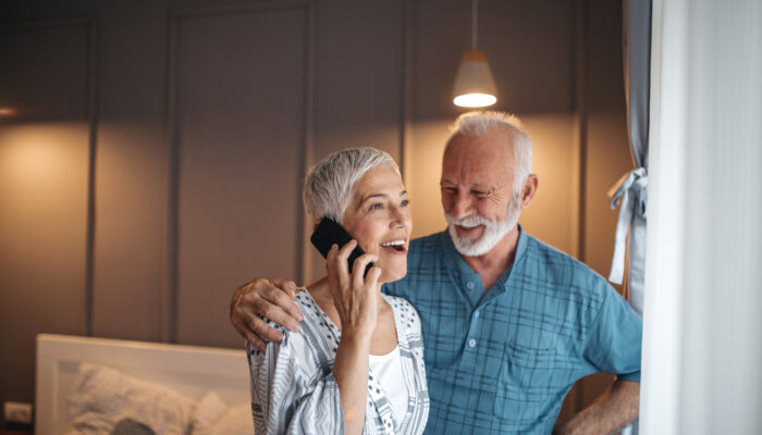 Best Carriers That Offer Cell Phone Plans For Seniors