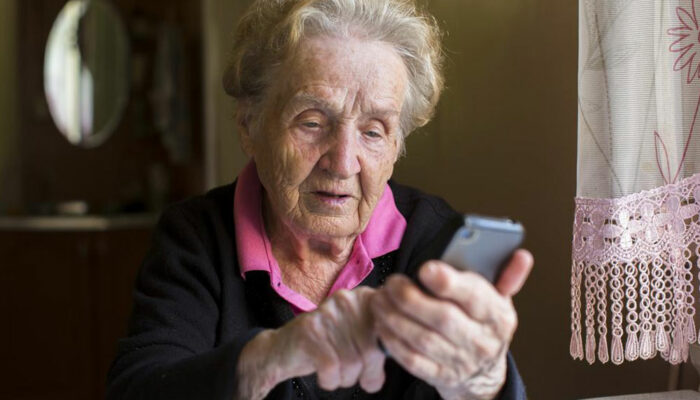 Best Jitterbug cellphones for senior citizens