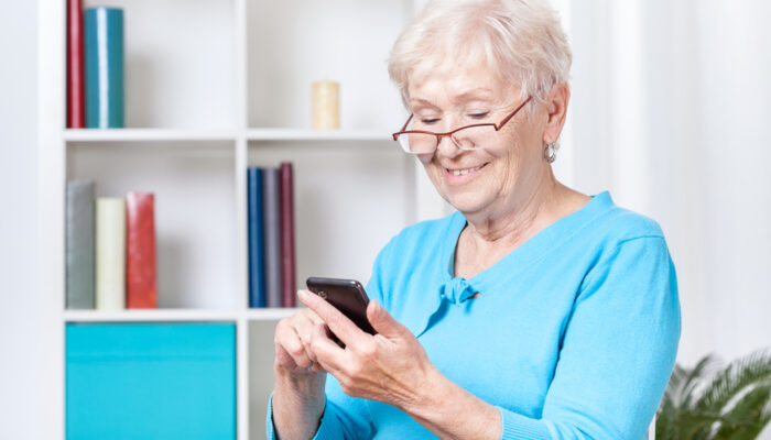 Cell Phones That Every Senior Citizen Should Have