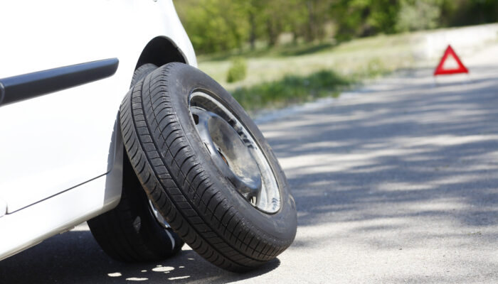 Choose the Right Tires for the Smooth Running of Your Car