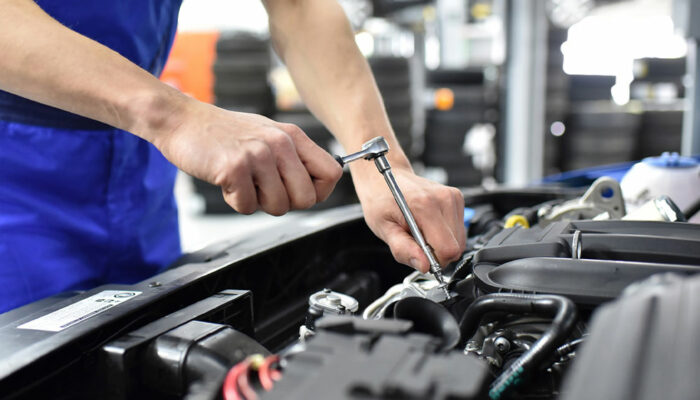 Common vehicle repair and maintenance tips for a longer vehicle lifespan