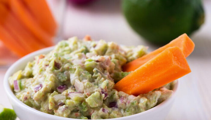 Different types of guacamole