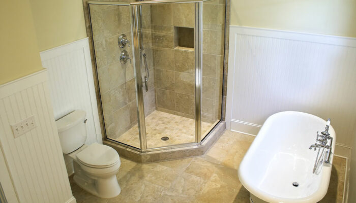 Elegant Ideas for Remodeling a Small Bathroom