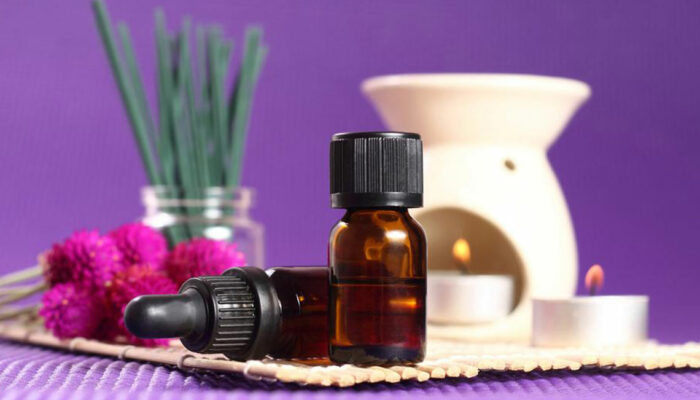 Essential oils used for treating symptoms of fibromyalgia arthritis