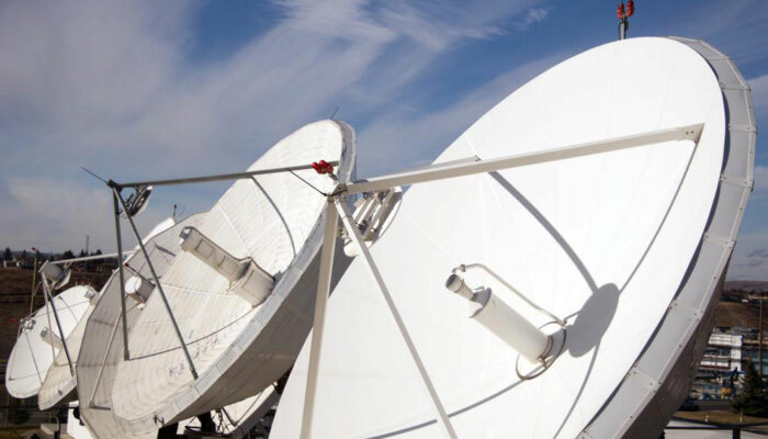 Factors to consider before opting for satellite internet