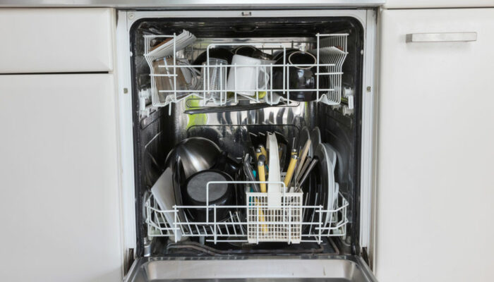 Factors to consider while buying a dishwasher on sale