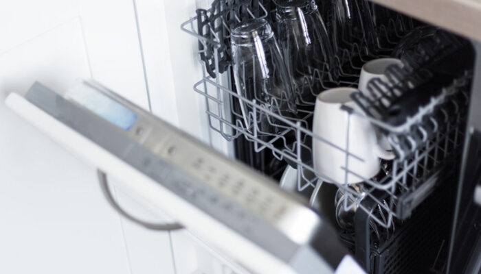 Factors to consider while buying the right dishwasher