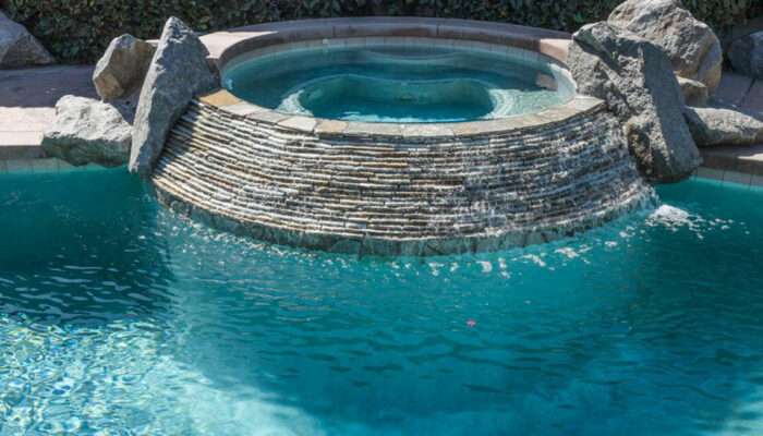 Five tips to protect your hot tub cover