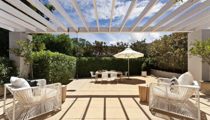 Guide on how to install Ikea outdoor deck tiles