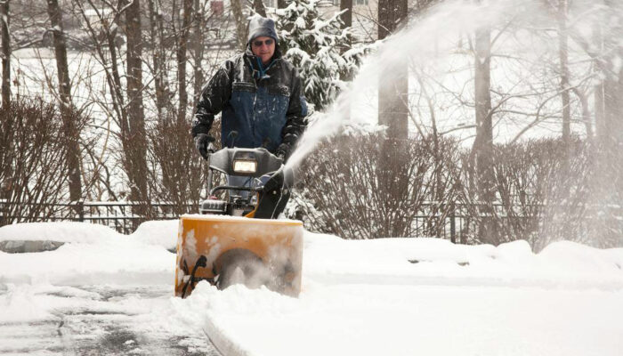 Here&#8217;s what you need to know about electric snow blower