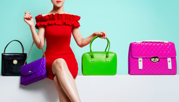 How to Choose a Belk Handbag