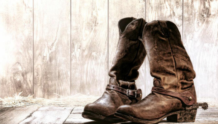 How to buy genuine cowboy boots