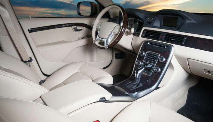 How to safeguard your car&#8217;s interiors