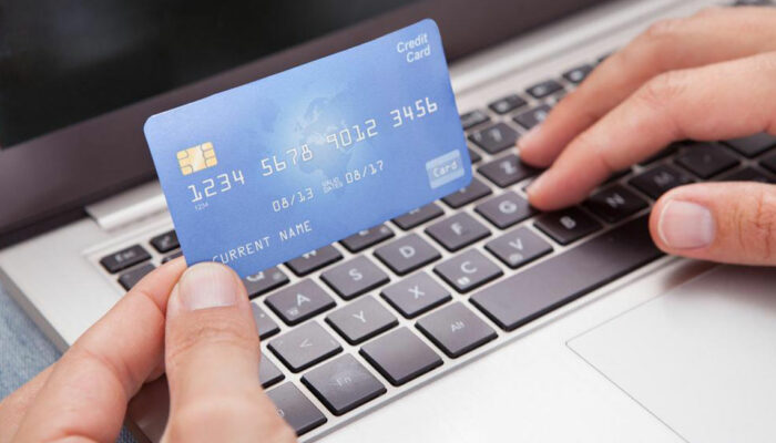 How does credit card processing work?