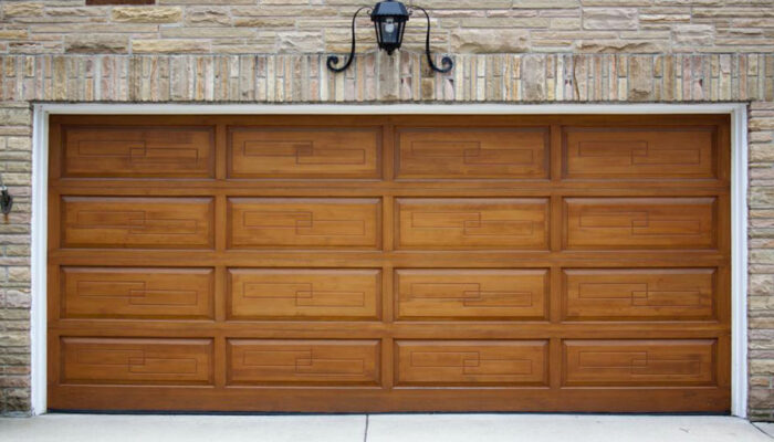 Important features to consider while building garage doors