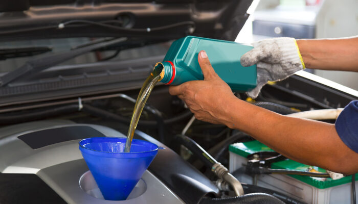 Know How Oil Change Specials Help Lower Your Vehicle Maintenance Costs