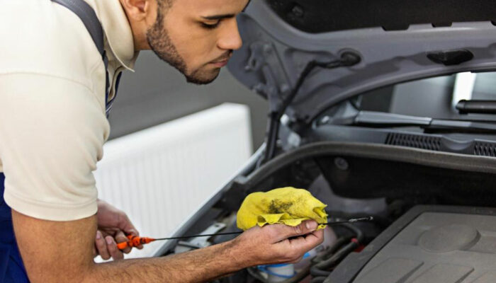 Know when to change oil in your car