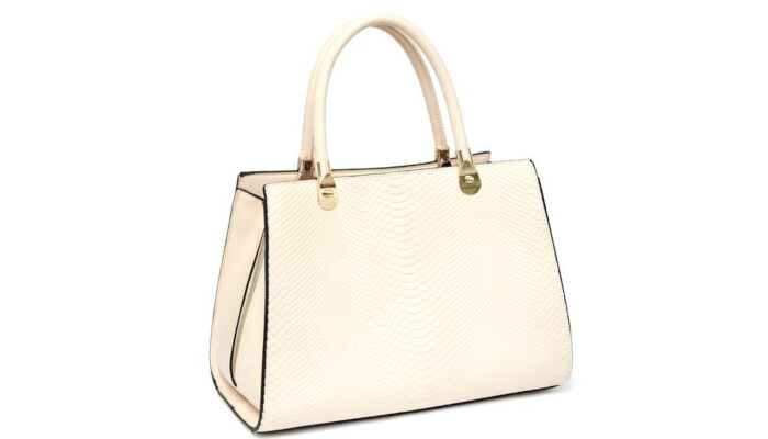 Online Websites Offering Michael Kors at Discounted Rates