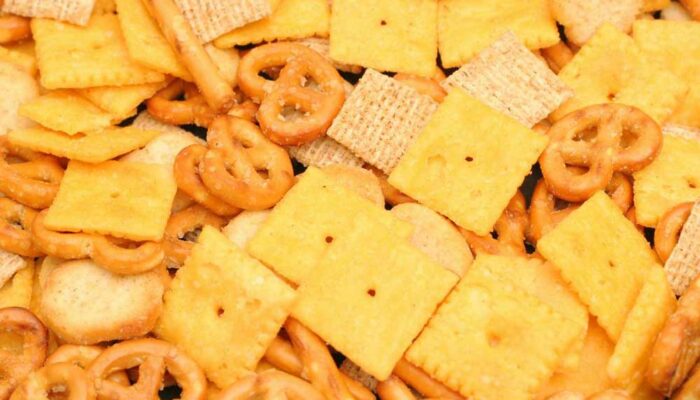 Oven-baked Chex Party Mix Recipe