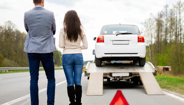 Picking the right roadside assistance plan