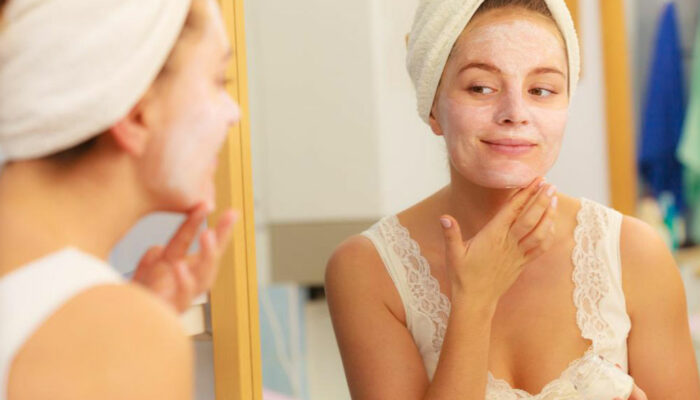 Popular moisturizers to rejuvenate dry skin