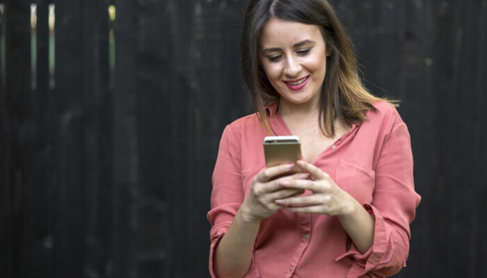 Popular text messaging apps for businesses