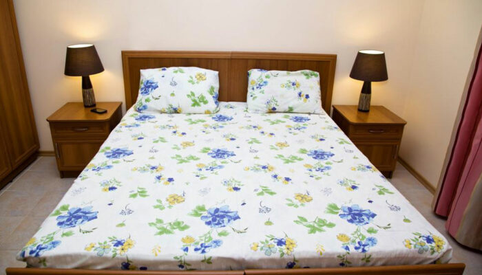 Pros and cons of different types of mattresses