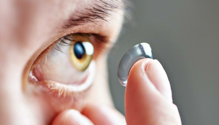 Redefine Your Looks with Brand New Contact Lenses